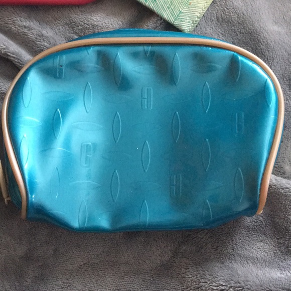 Make up bags! Bundle or buy separate! - Picture 6 of 7